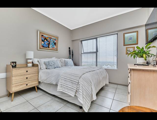 2 BEDROOM APARTMENT FOR SALE IN NORTHGATE